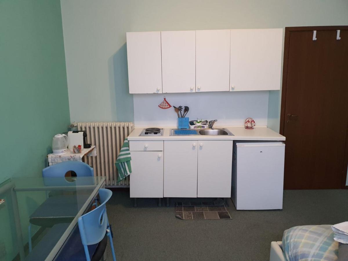 מילאנו Studio Luna Apartments מראה חיצוני תמונה