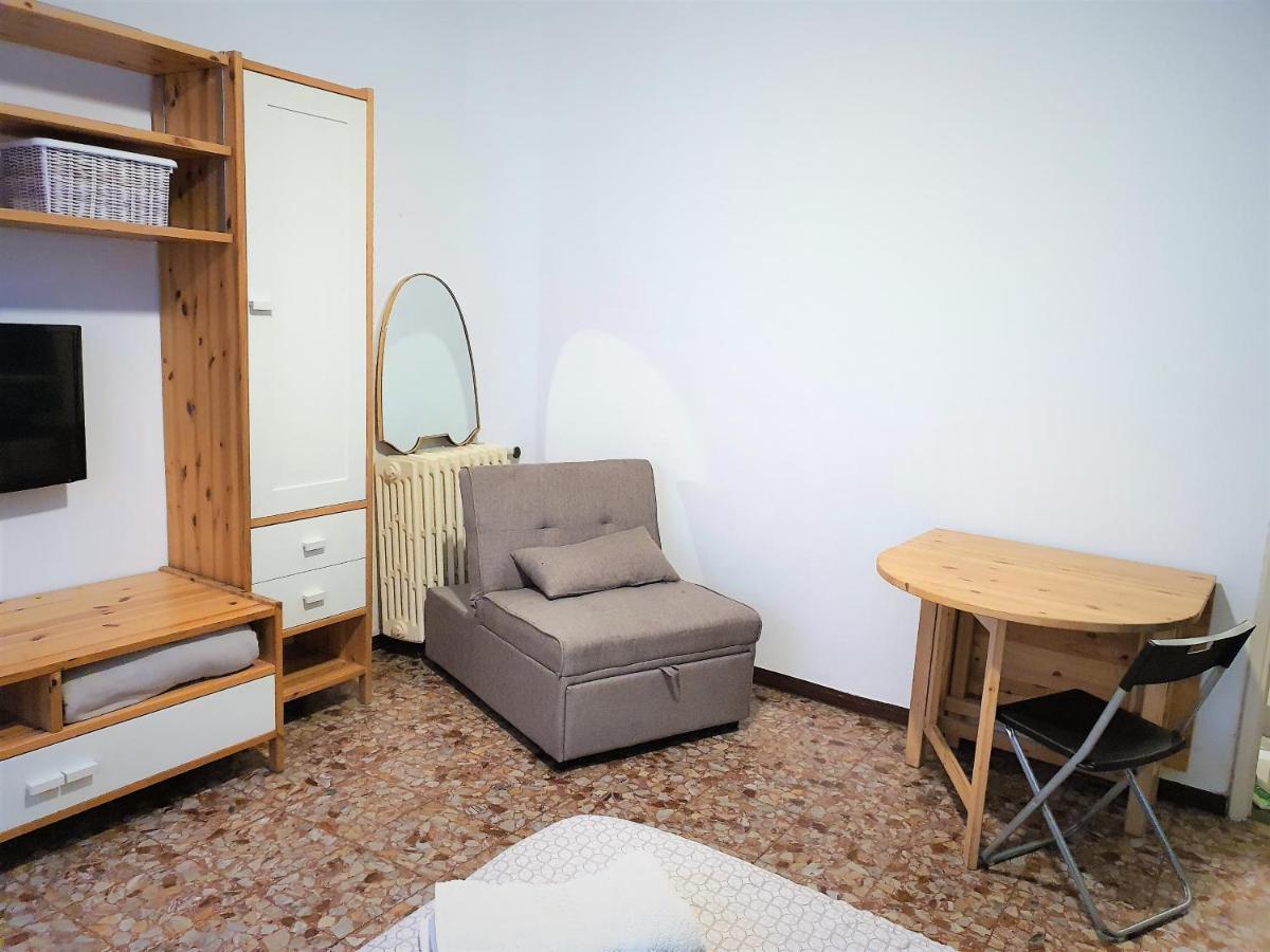 מילאנו Studio Luna Apartments מראה חיצוני תמונה