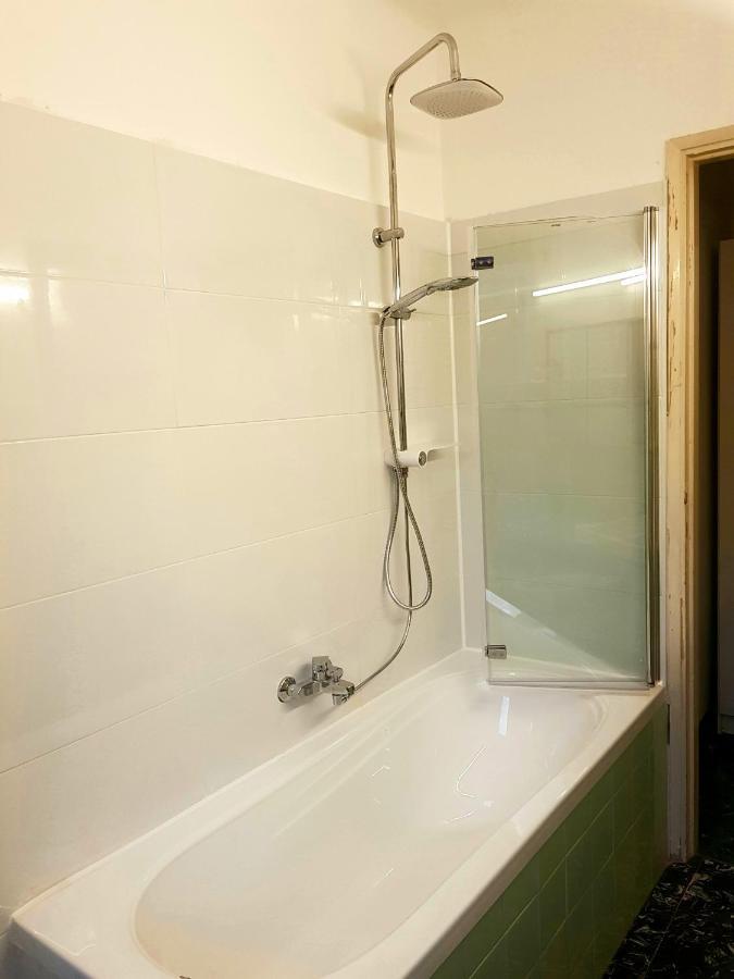 מילאנו Studio Luna Apartments מראה חיצוני תמונה