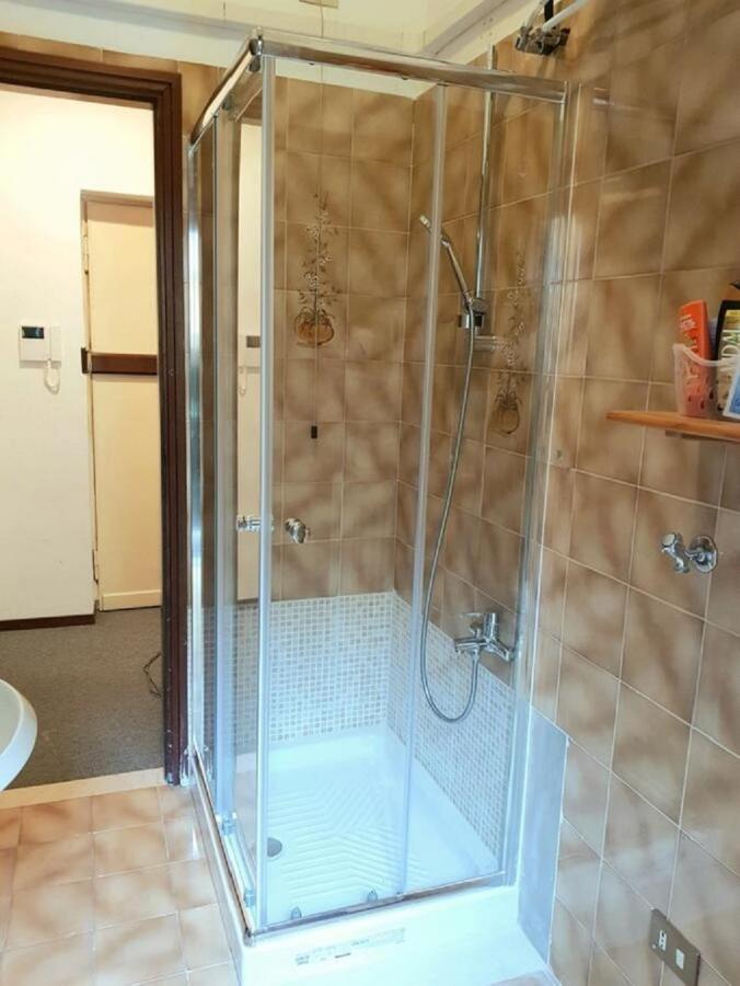מילאנו Studio Luna Apartments מראה חיצוני תמונה